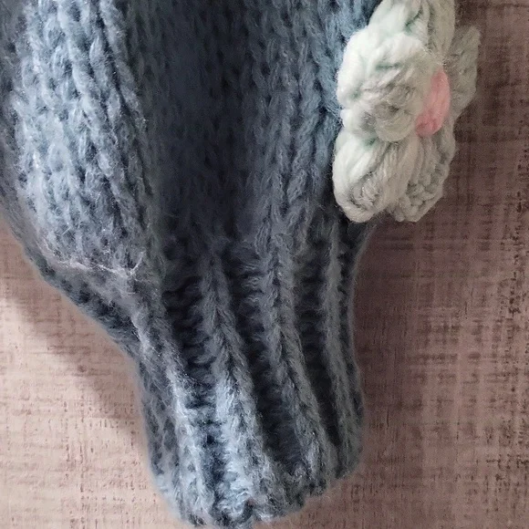 NWT, "by"Duchamp" "3'D, Daisy flower power sweater" 🦋🌼🦋 - Picture 9 of 16